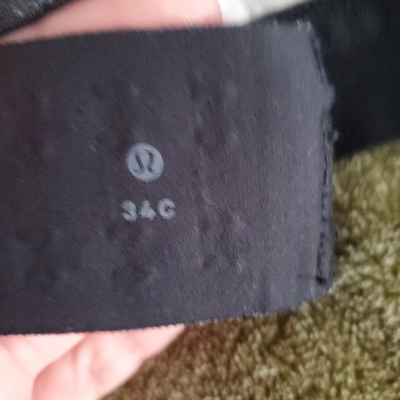 Lululemon bras - Picture 3 of 4